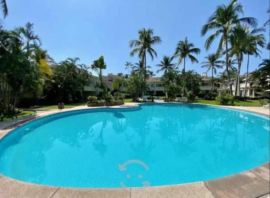 Hermoso Apartamento En Manzanillo Con Alberca Y Cancha De Tenis, Ideal Para Relajarse Y Disfrutar De Una Escapada Tranquila En El Paraiso Tropical 外观 照片